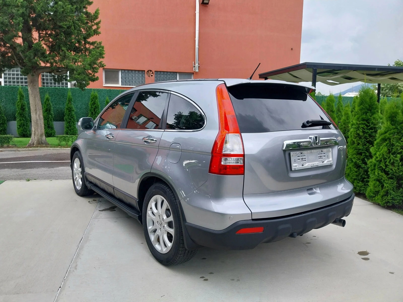 Honda Cr-v 2.0i -VTEC * НАВИ* 4X4- * Кожа/Automatic * , снимка 3 - Автомобили и джипове - 54869632
