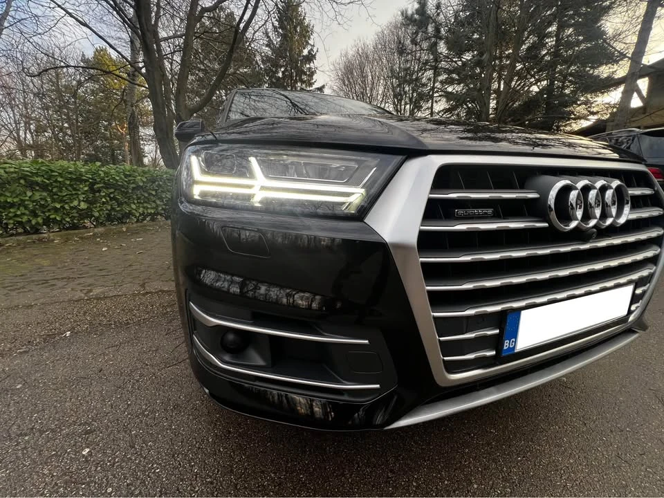 Audi Q7, снимка 9 - Автомобили и джипове - 55247442