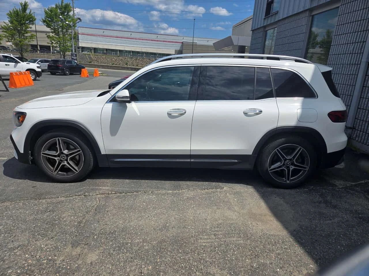 Mercedes-Benz GLB * 250 * CARFAX * ���� �� �� | Mobile.bg � ����������� 2