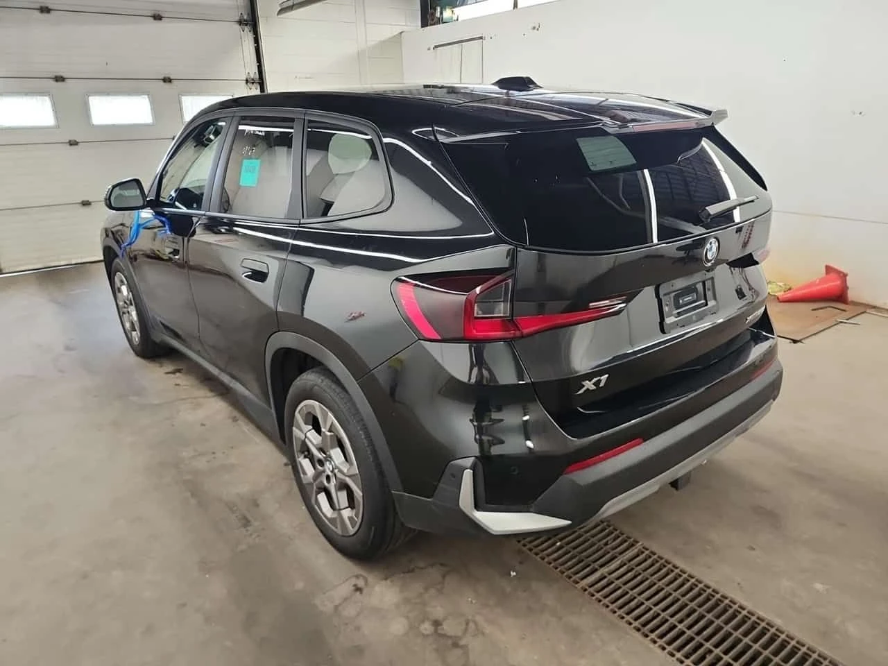 BMW X1 XDRIVE28I * CARFAX * БЕЗ ПЪРВОНАЧАЛНА ВНОСКА, снимка 4 - Автомобили и джипове - 55403846