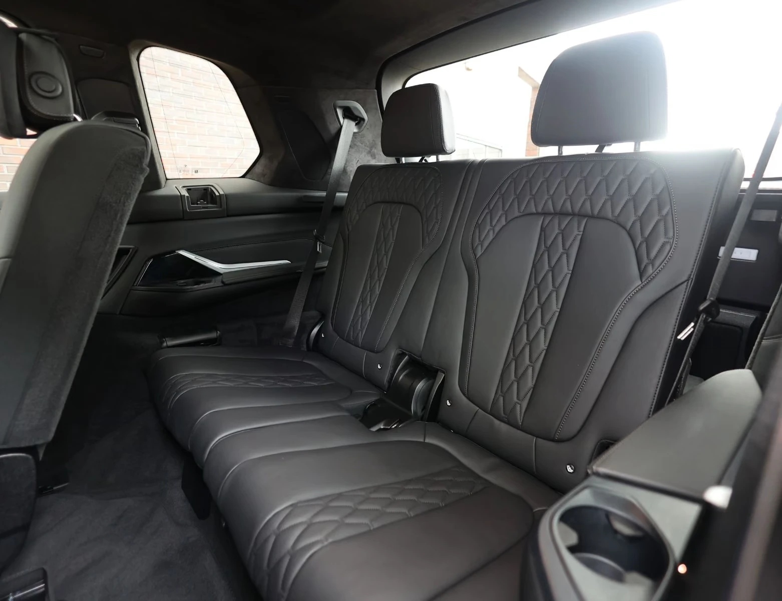 BMW X7 40i/xDrive/M-SPORT/SKY/7SEAT/360/HUD/MASS/GLOW/ | Mobile.bg � ����������� 12