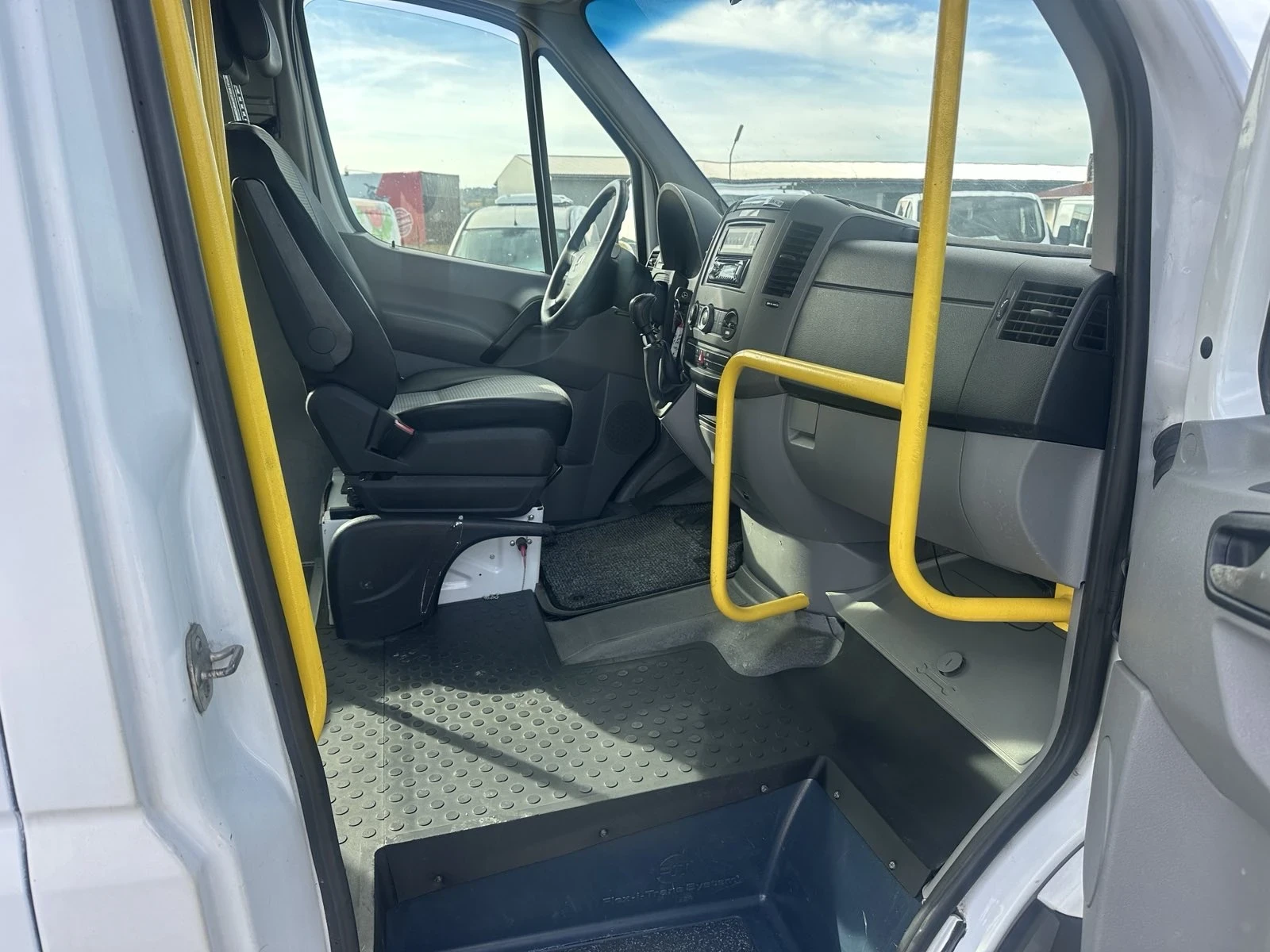 Mercedes-Benz Sprinter 311 | Mobile.bg   11