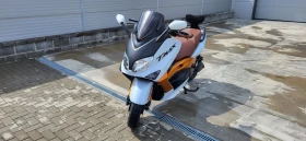  Yamaha T-max