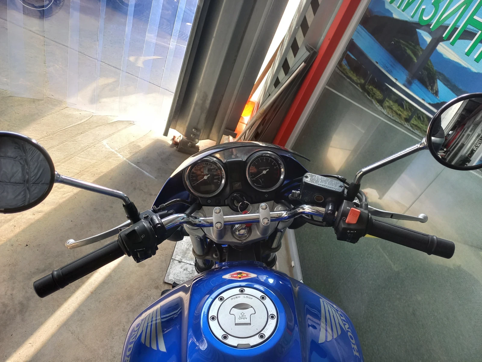 Honda Hornet 900 - изображение 6