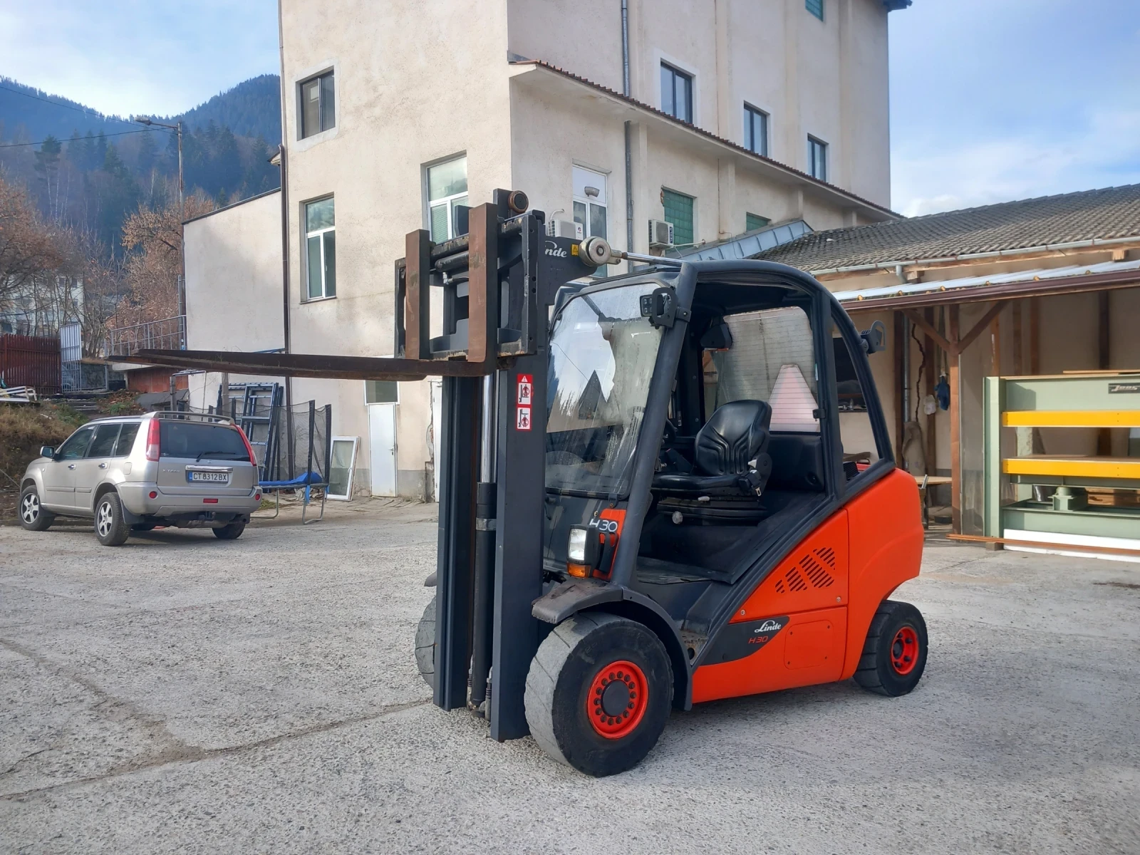  Linde 30..   | Mobile.bg   5