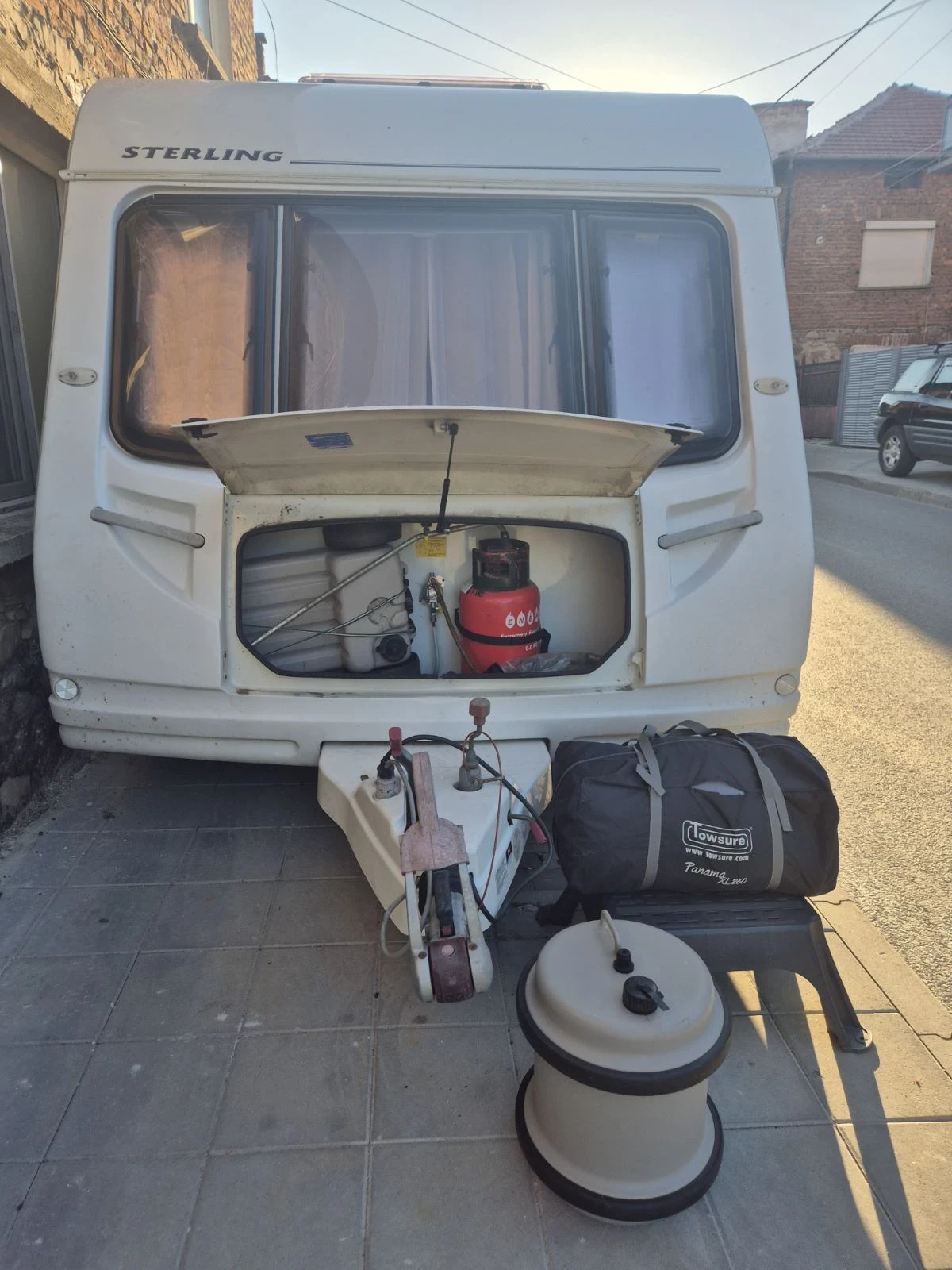 Каравана Swift Sterling Europa 500, снимка 4 - Каравани и кемпери - 54071675