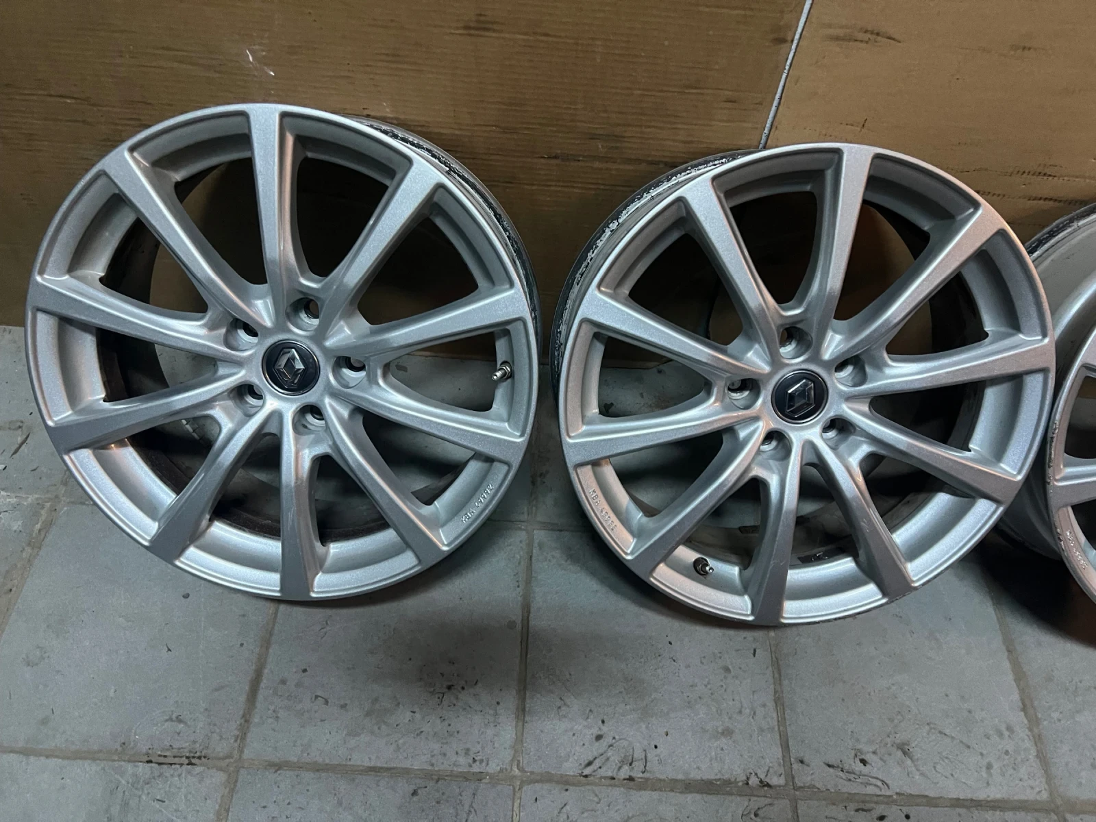 ������ | Mobile.bg � ����������� 3