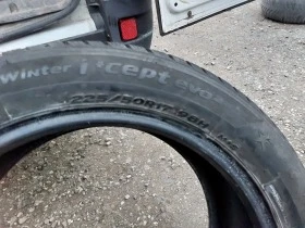 Гуми Зимни 225/50R17, снимка 7 - Гуми и джанти - 41124107