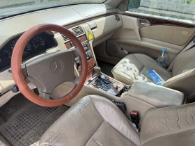 Mercedes-Benz E 320, снимка 3