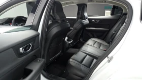 Volvo S60 T5* MOMENTUM* DISTRONIC* ПОДГРЕВ* КАМЕРА* ХЕДЪП* , снимка 9