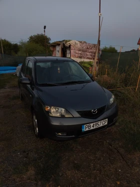  Mazda 2