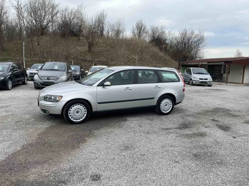 Volvo V50 2.0 d, снимка 2 - Автомобили и джипове - 40009117