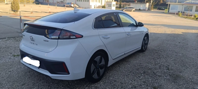 Hyundai Ioniq Hybrid 141 k.c. 02.2020 г. , снимка 5 - Автомобили и джипове - 48119283