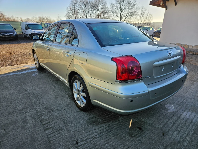 Toyota Avensis 2.0D4D  УНИКАТ!!!, снимка 4 - Автомобили и джипове - 48298729