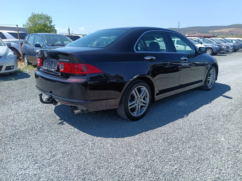 Honda Accord 2.0 155, снимка 4 - Автомобили и джипове - 48575147