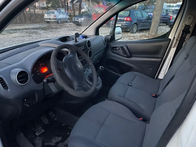 Citroen Berlingo 1.6HDI, снимка 7 - Автомобили и джипове - 48758858