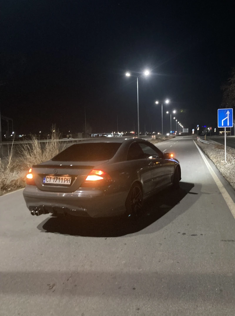 Mercedes-Benz CLK 320, снимка 10 - Автомобили и джипове - 48824676