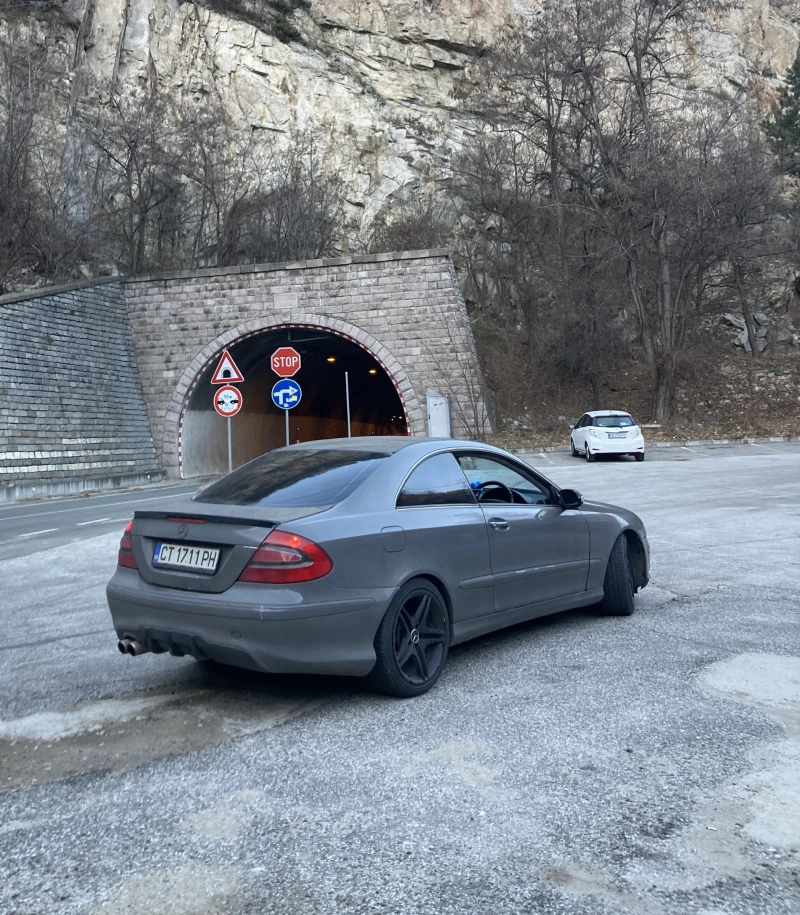 Mercedes-Benz CLK 320, снимка 1 - Автомобили и джипове - 48824676