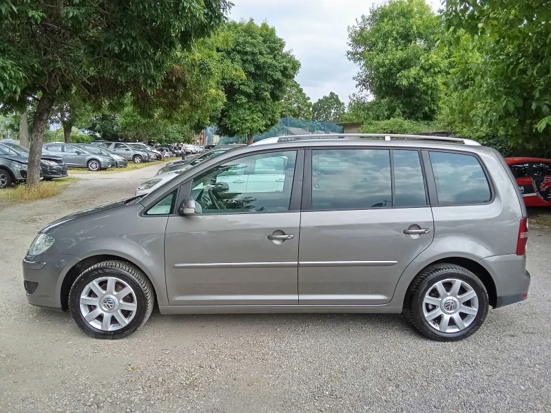 VW Touran 2.0 TDI-BMM-140k.c.- 6 СКОРОСТИ, снимка 2 - Автомобили и джипове - 50619127