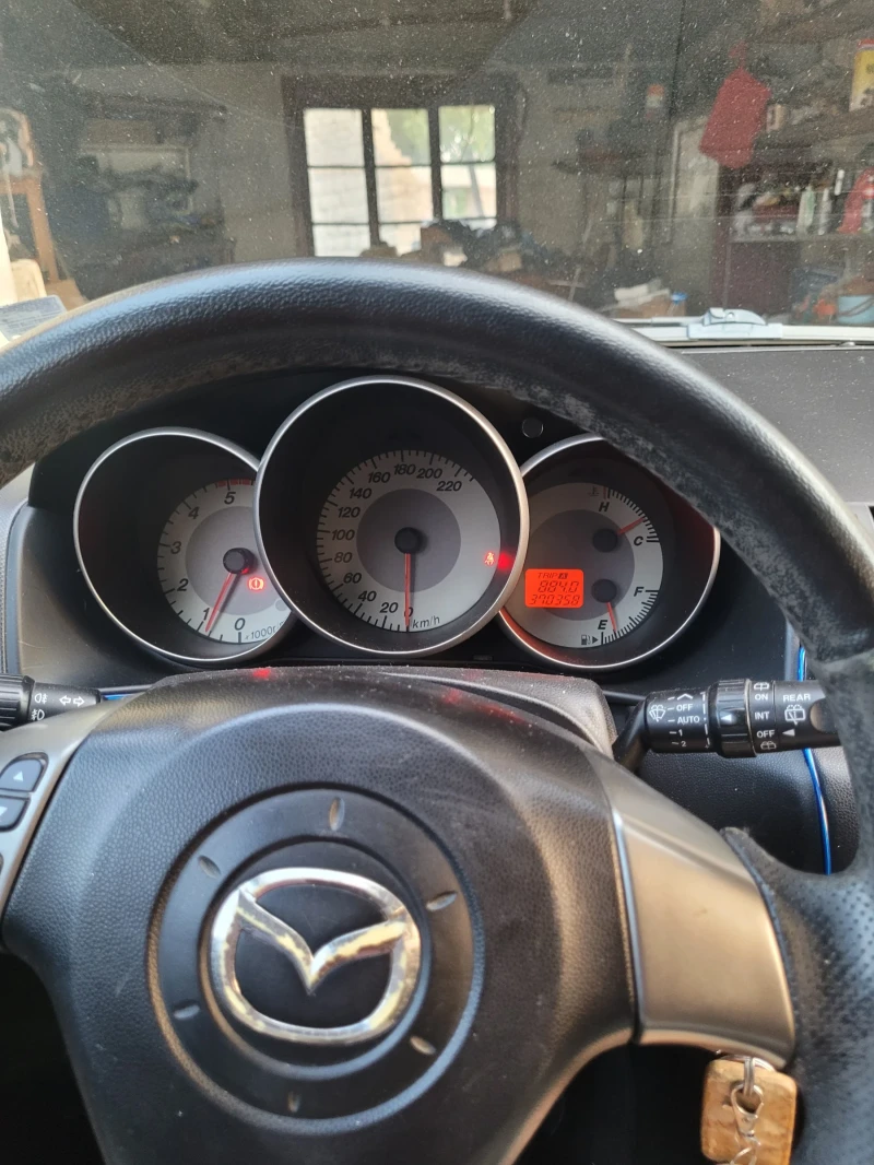 Mazda 3, снимка 6 - Автомобили и джипове - 52385893