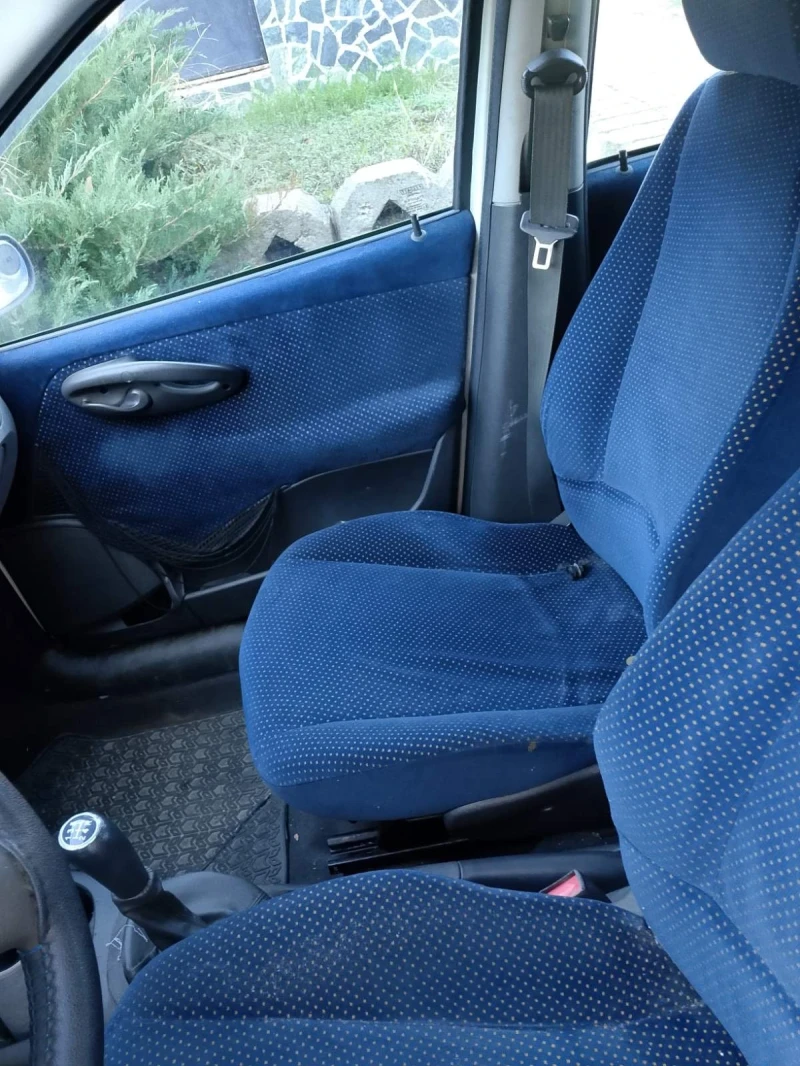 Fiat Punto 1.9JTD, снимка 6 - Автомобили и джипове - 52426320