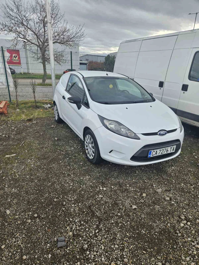 Ford Fiesta, снимка 2 - Автомобили и джипове - 52494140