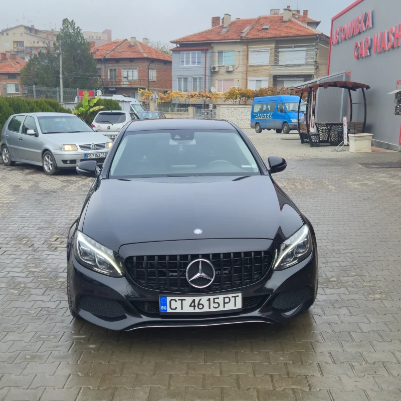 Mercedes-Benz C 220
