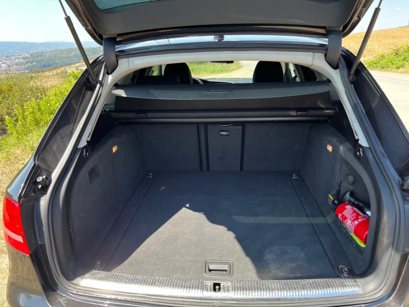 Audi A4, снимка 5 - Автомобили и джипове - 52898137