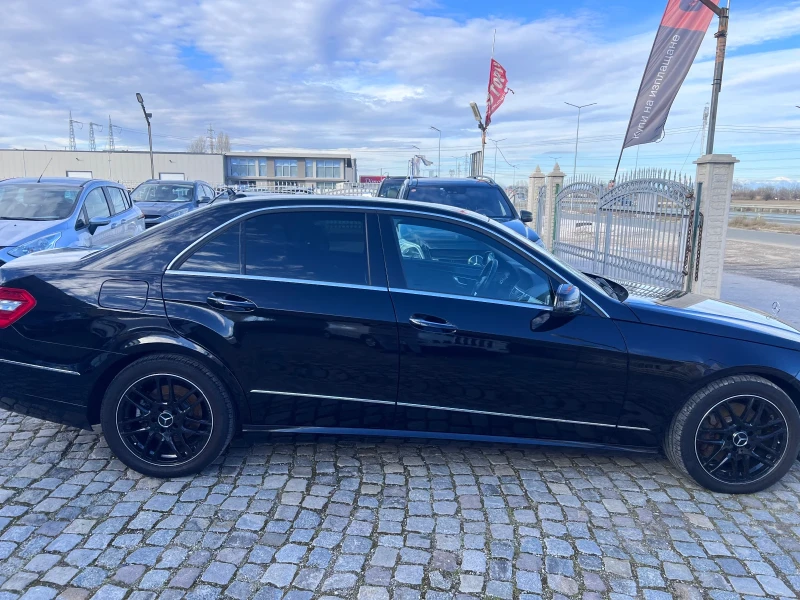Mercedes-Benz E 300 90000км Япония, снимка 4 - Автомобили и джипове - 53044603