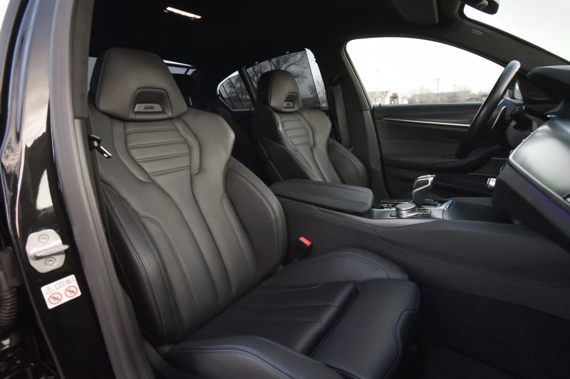 BMW 540 xDrive* LASER* M-Pack* DISTR* HUD* , снимка 16 - Автомобили и джипове - 53072247