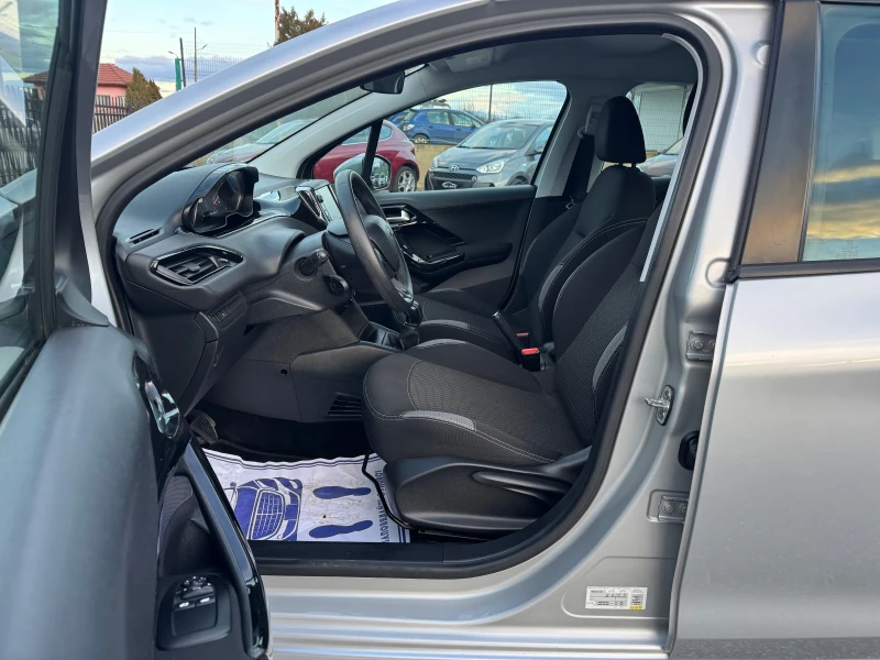 Peugeot 208 1.6HDI KLIMA EURO 6 Italy, снимка 11 - Автомобили и джипове - 53468731