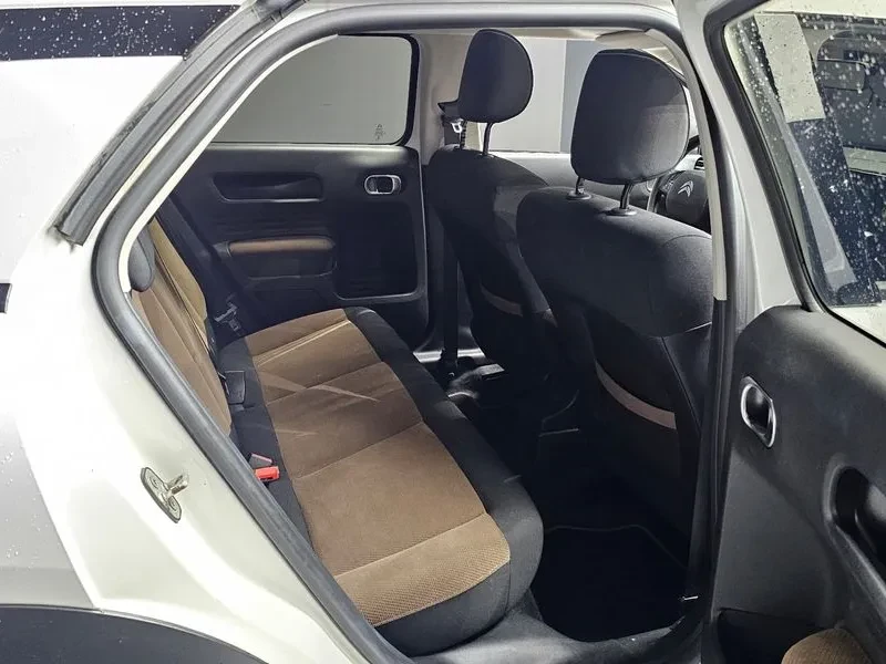 Citroen C4 Cactus, снимка 12 - Автомобили и джипове - 54848912