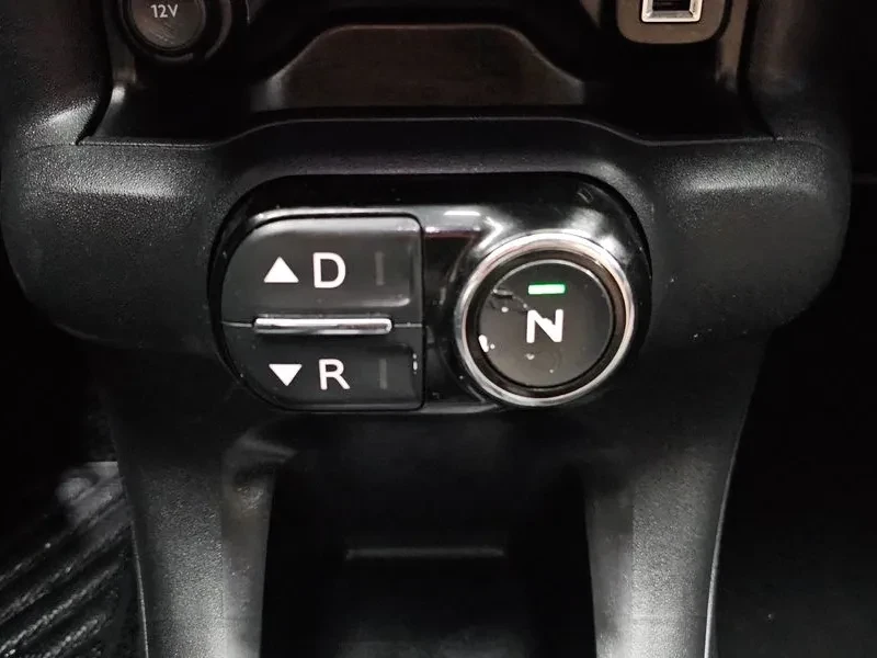 Citroen C4 Cactus, снимка 9 - Автомобили и джипове - 54848912