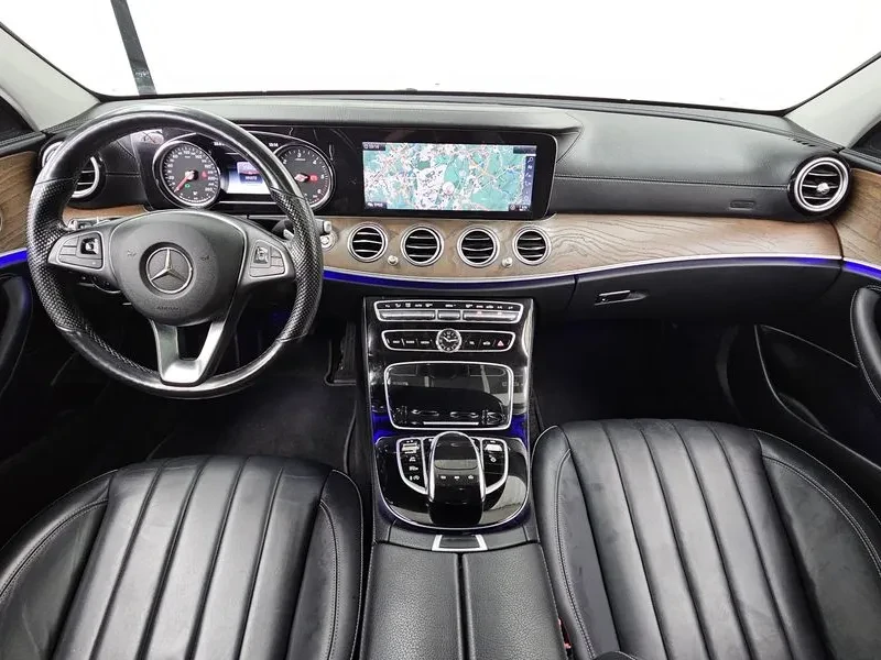 Mercedes-Benz E 220 D 4MATIC EXCLUSIVE, снимка 7 - Автомобили и джипове - 55008058