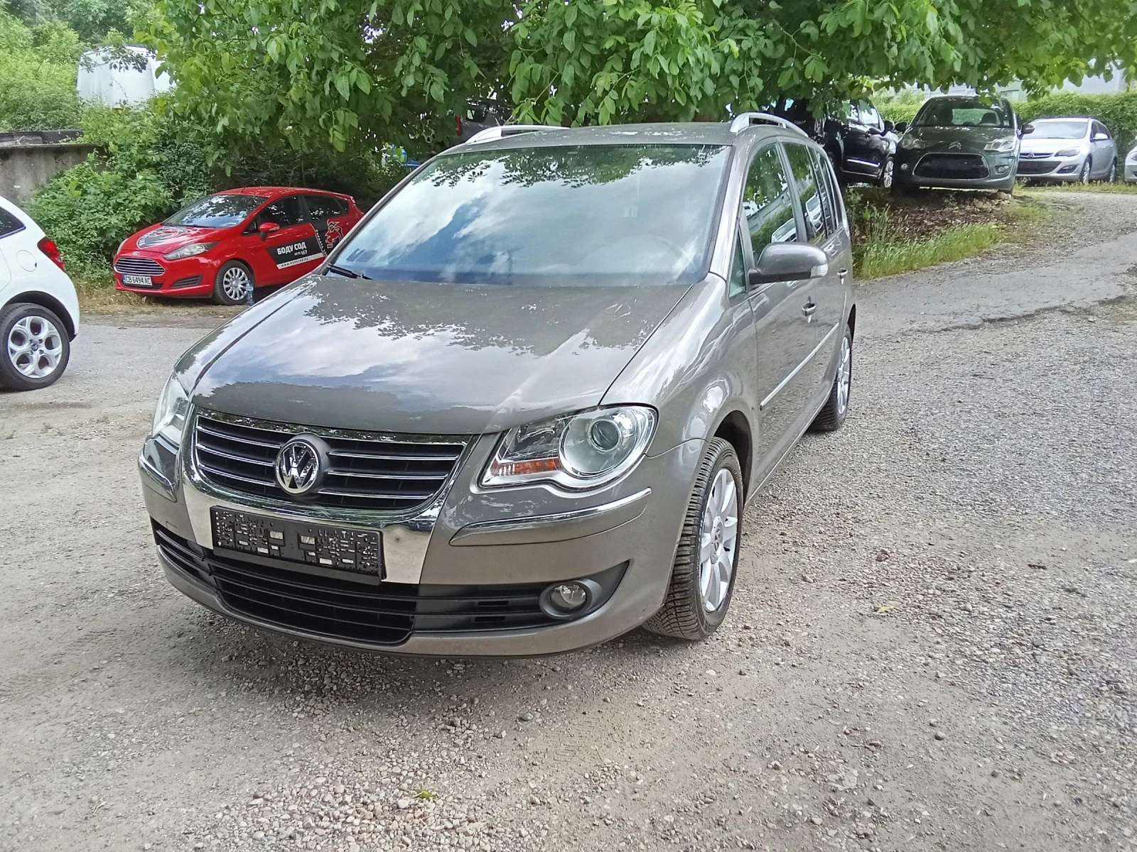 VW Touran 2.0 TDI-BMM-140k.c.- 6 СКОРОСТИ, снимка 1