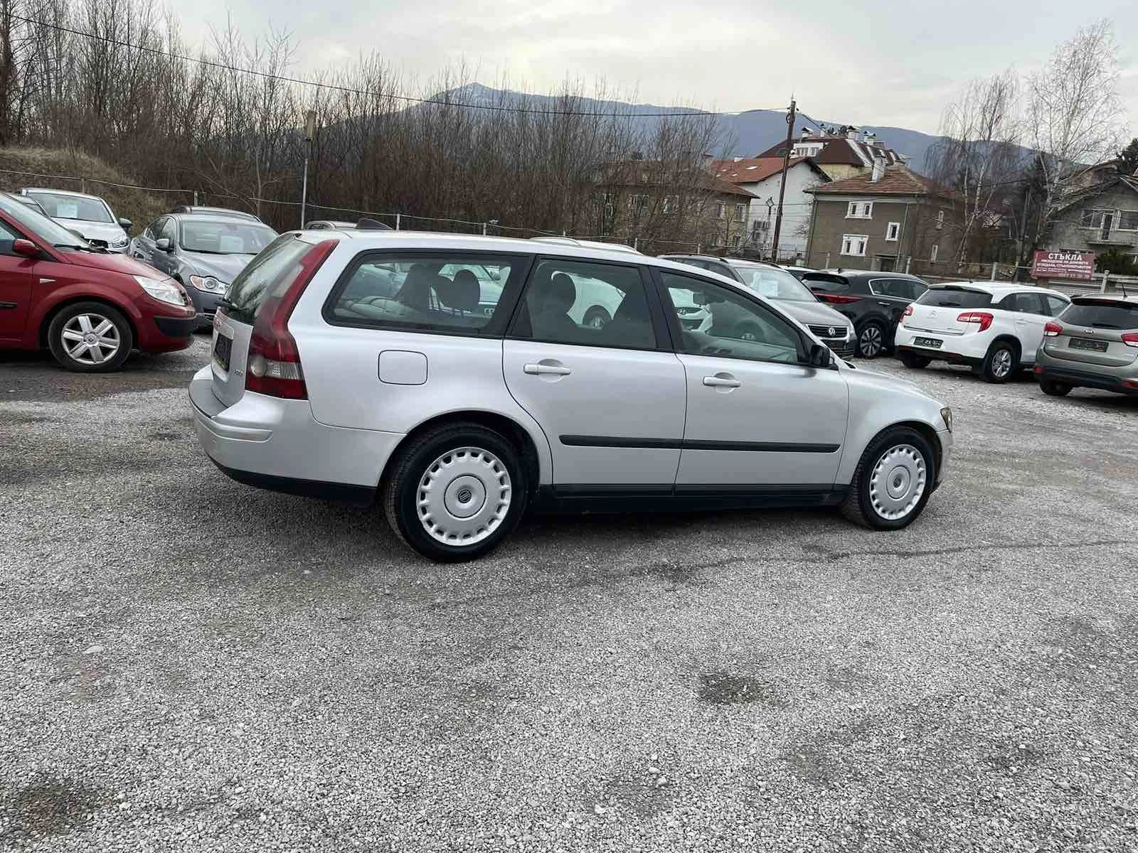 Volvo V50 2.0 d - изображение 5