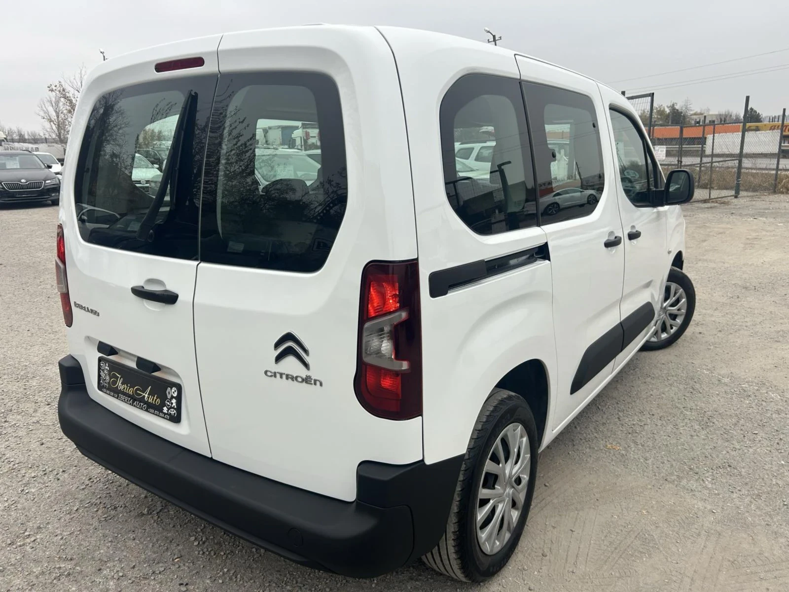 Citroen Berlingo 1.5 HDI 120 * EURO 6 *  - изображение 4