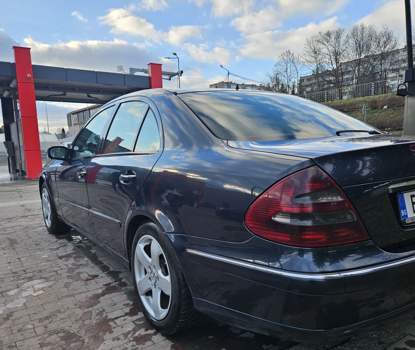 Mercedes-Benz E 220 E200 CDI - изображение 3