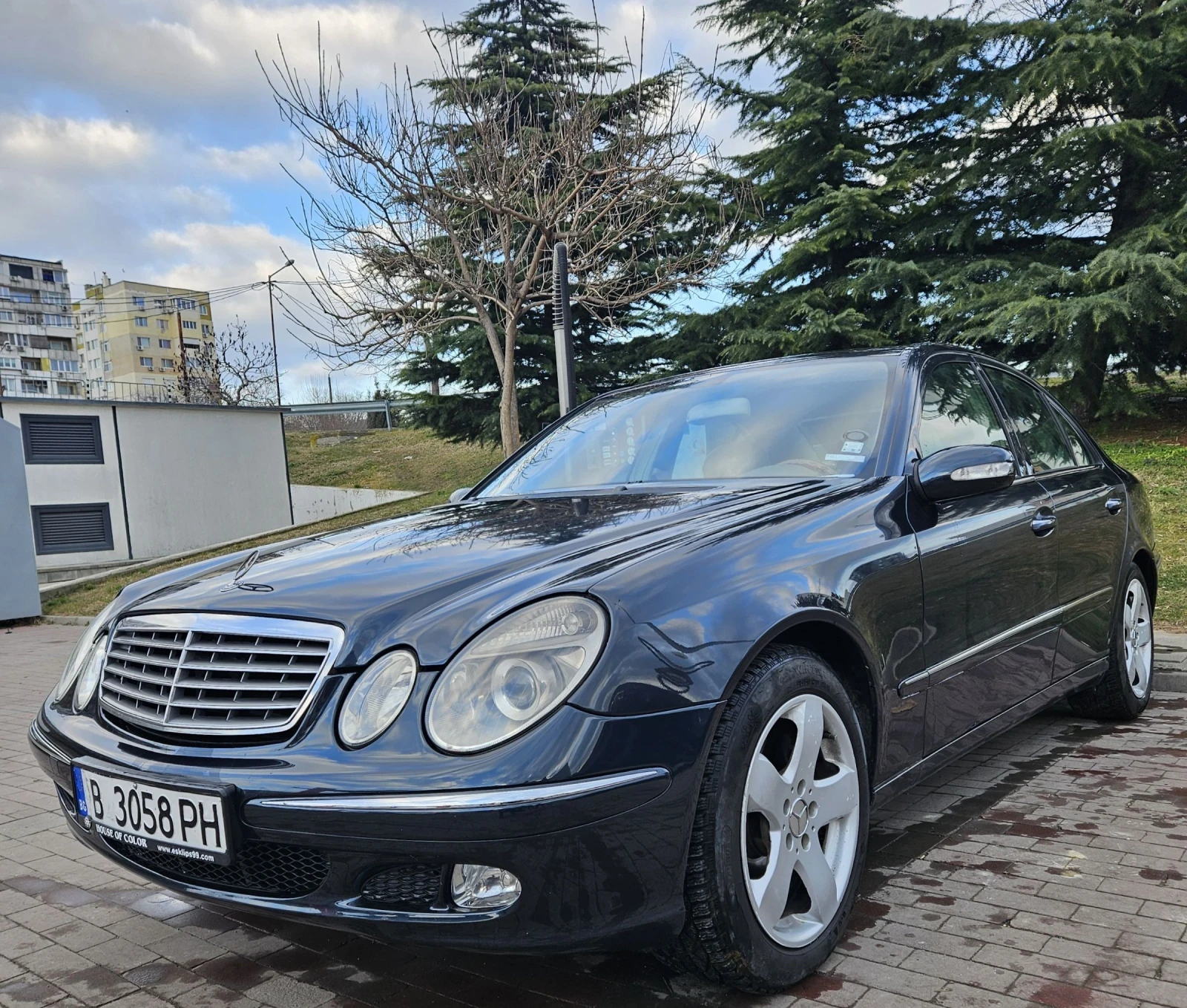 Mercedes-Benz E 220 E200 CDI - изображение 2