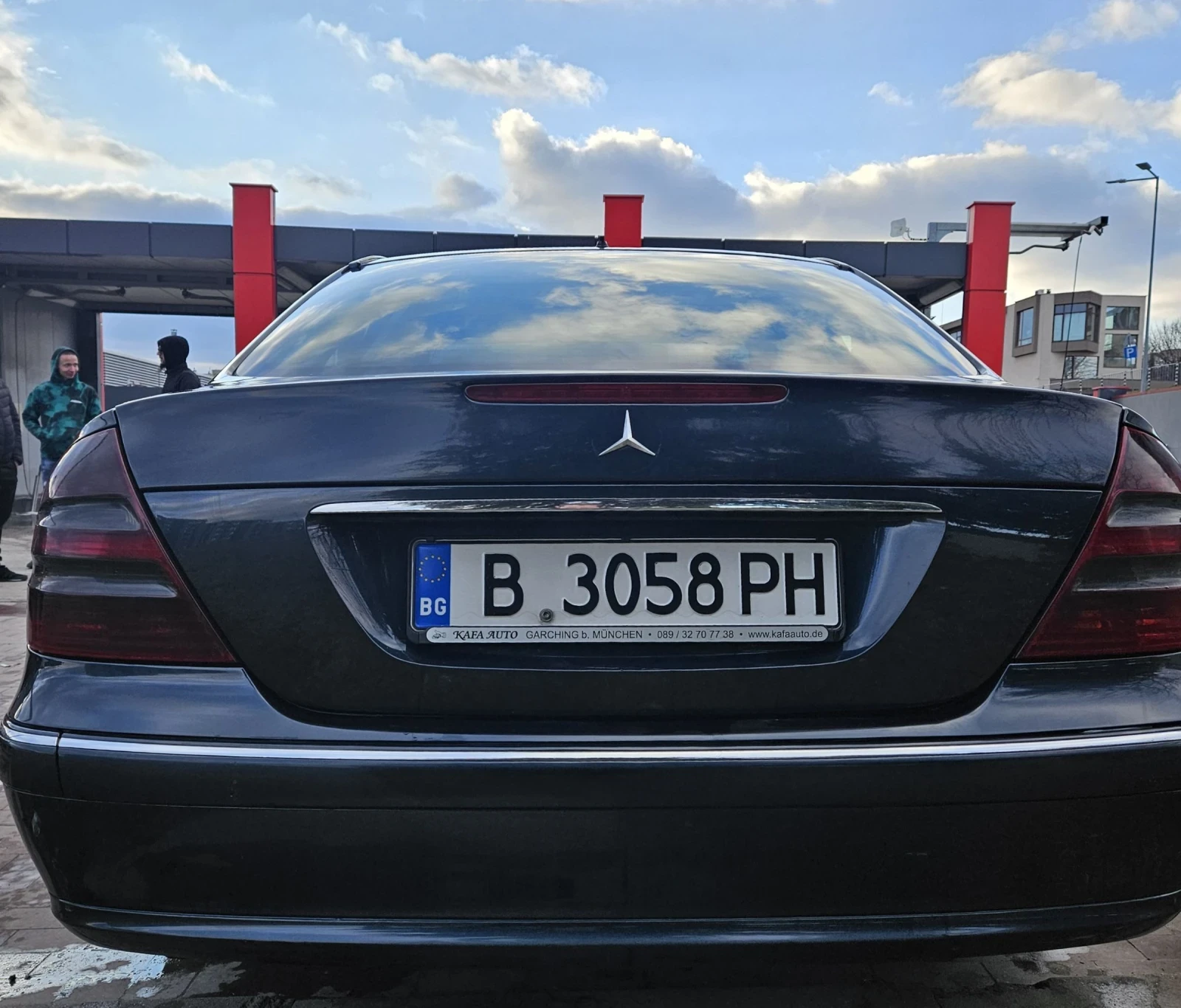 Mercedes-Benz E 220 E200 CDI - изображение 5