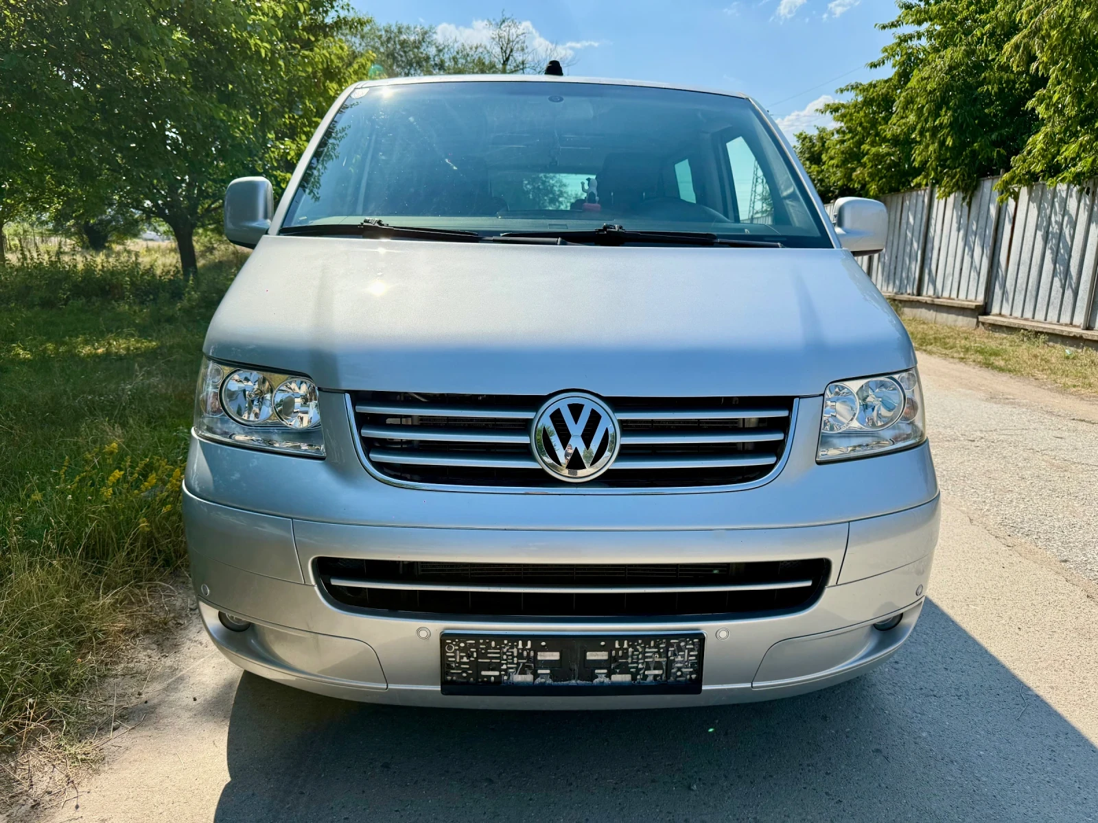 VW Multivan T5 2.5TDI Highline Automat - изображение 2