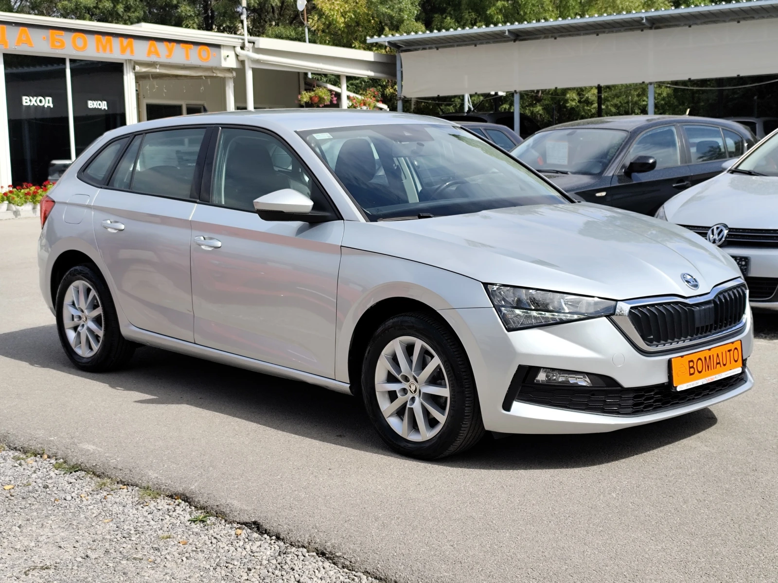 Skoda Scala 1.6TDi* АВТОМАТИК* LED* DISTRONIC*  - изображение 2