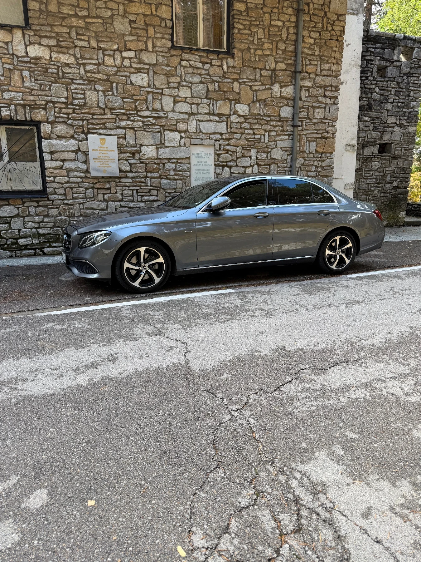 Mercedes-Benz E 200 4Matic - изображение 2