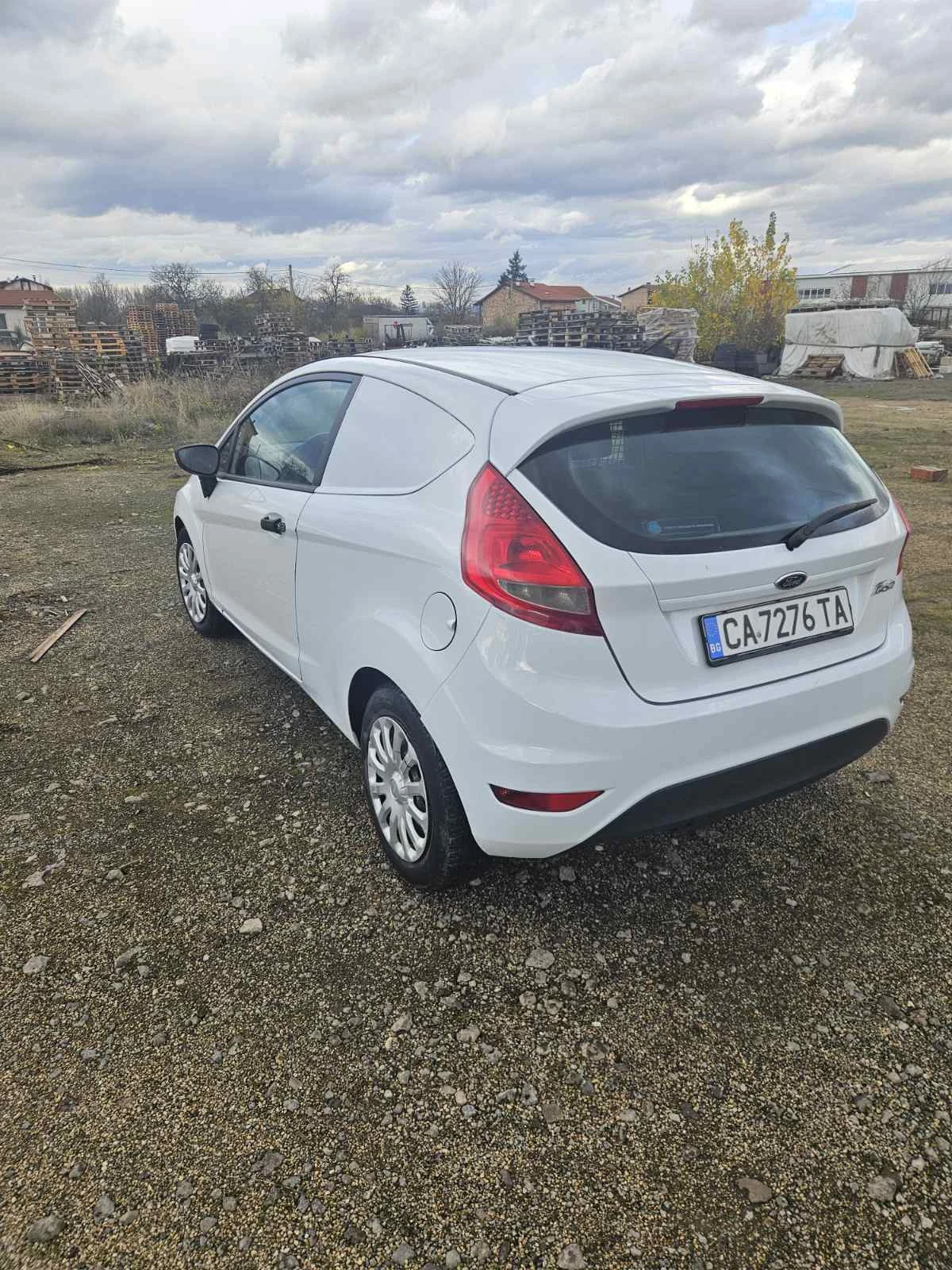 Ford Fiesta  - изображение 3