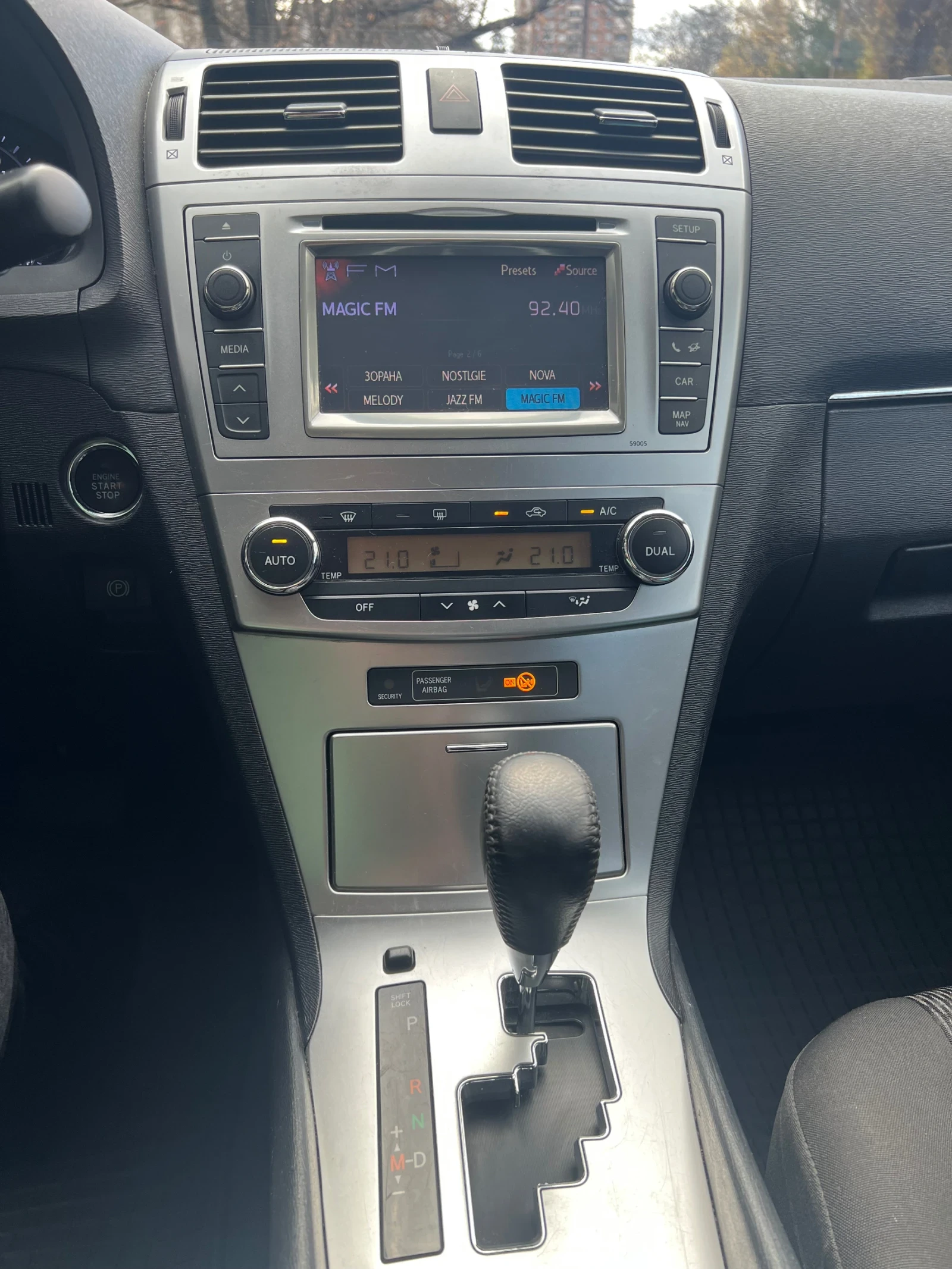 Toyota Avensis  - изображение 4