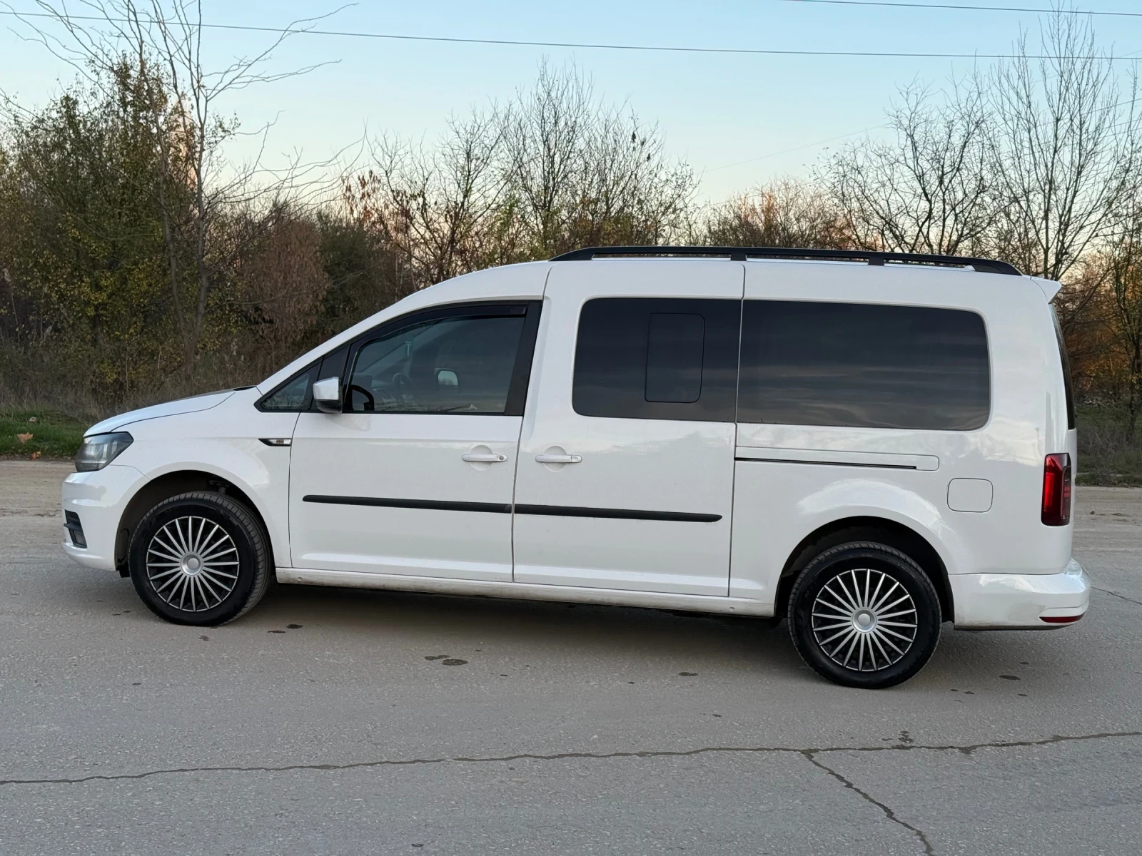 VW Caddy Maxi 1.4 TGI CNG - изображение 8