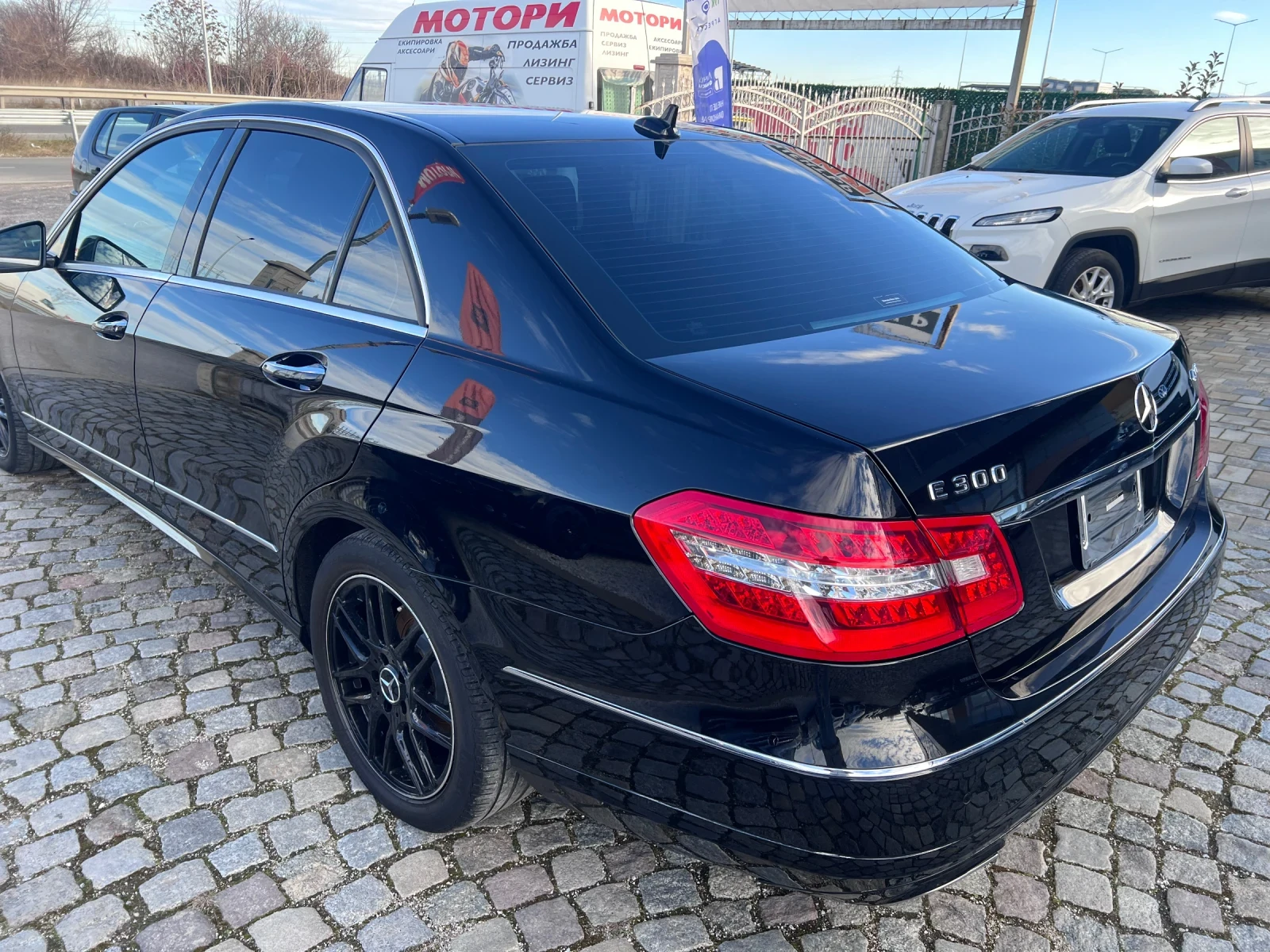 Mercedes-Benz E 300 90000км Япония - изображение 7