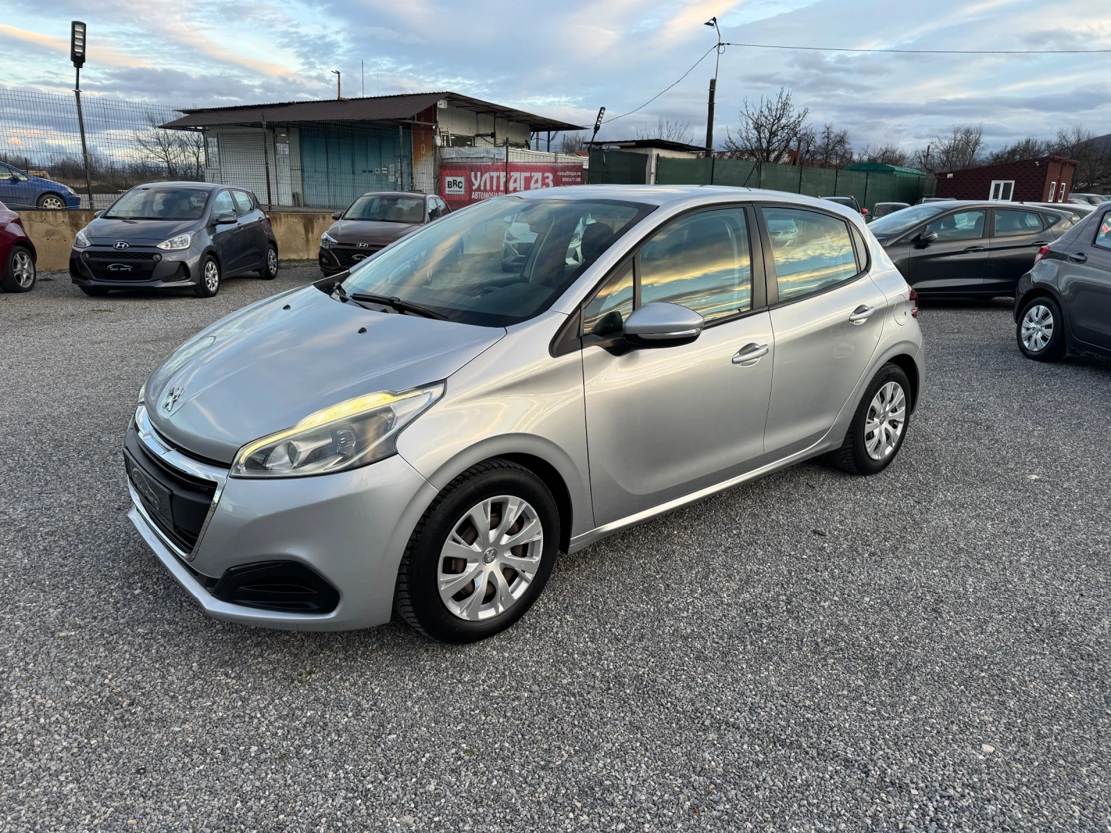 Peugeot 208 1.6HDI KLIMA EURO 6 Italy | Mobile.bg � ����������� 9