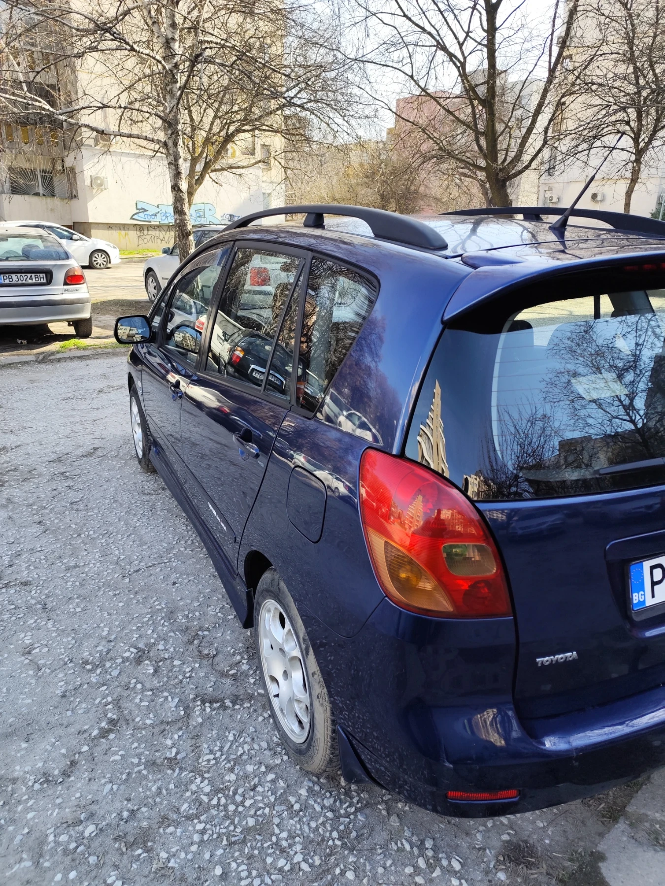 Toyota Corolla verso, снимка 4 - Автомобили и джипове - 53756096