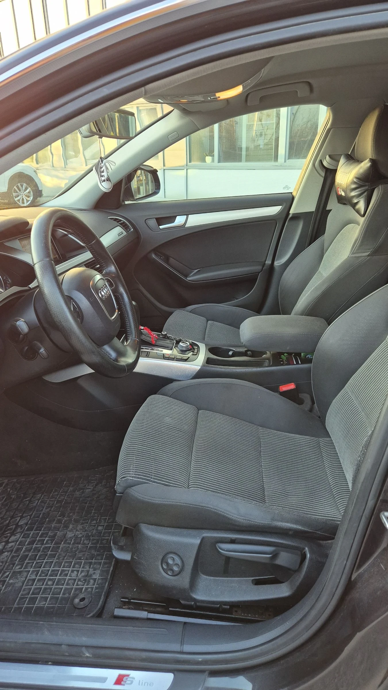 Audi A4 3.0 TDI, снимка 11 - Автомобили и джипове - 53788059